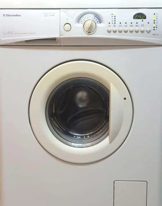 Замена щёток Electrolux EWS 12710 W